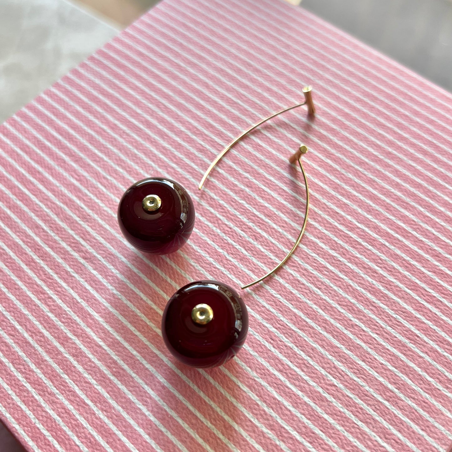 Cherry Küpe
