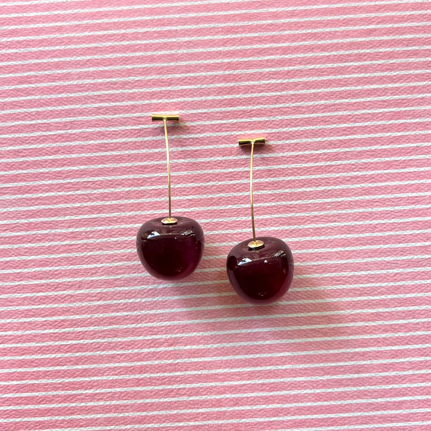 Cherry Küpe
