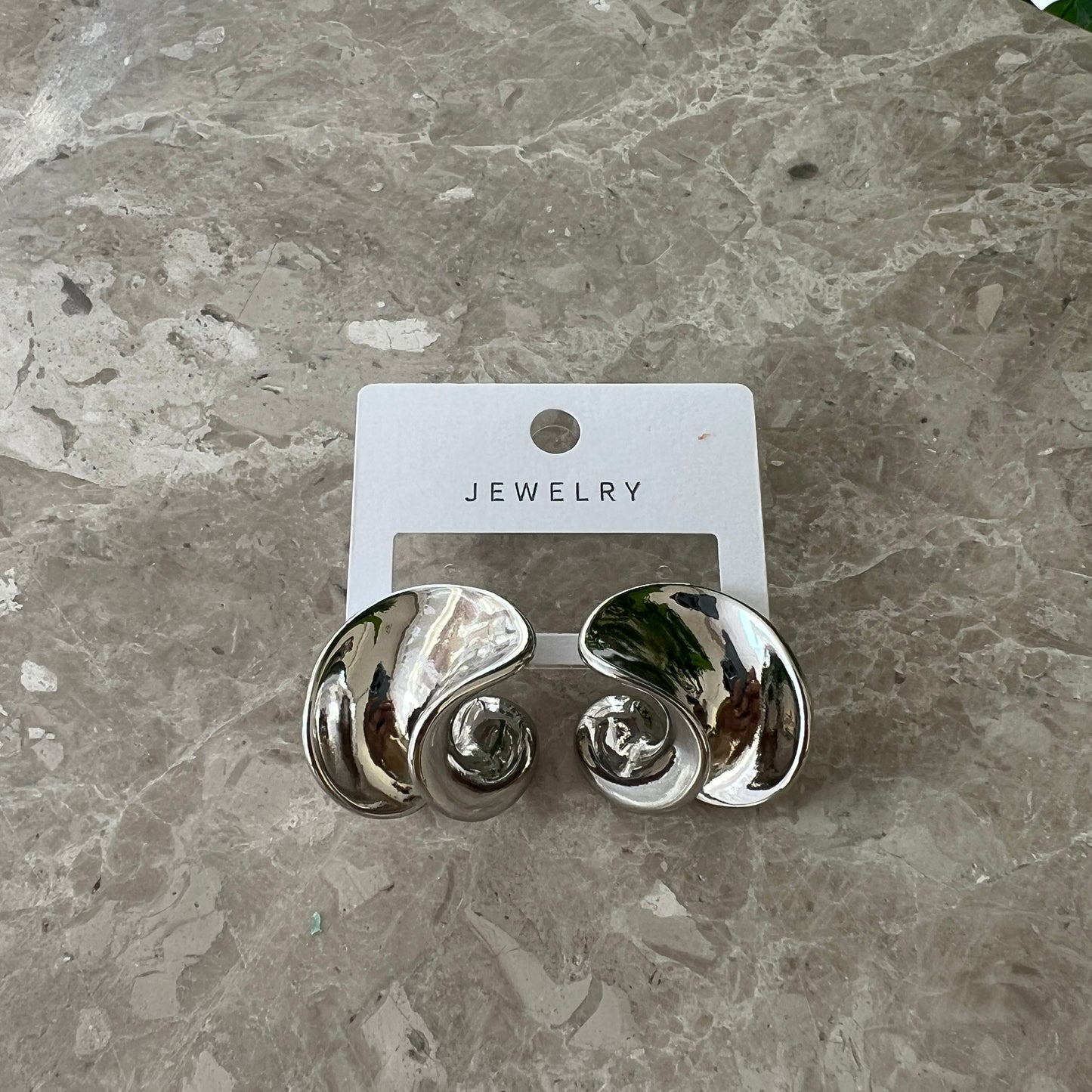 Dalgalı Küpe Silver