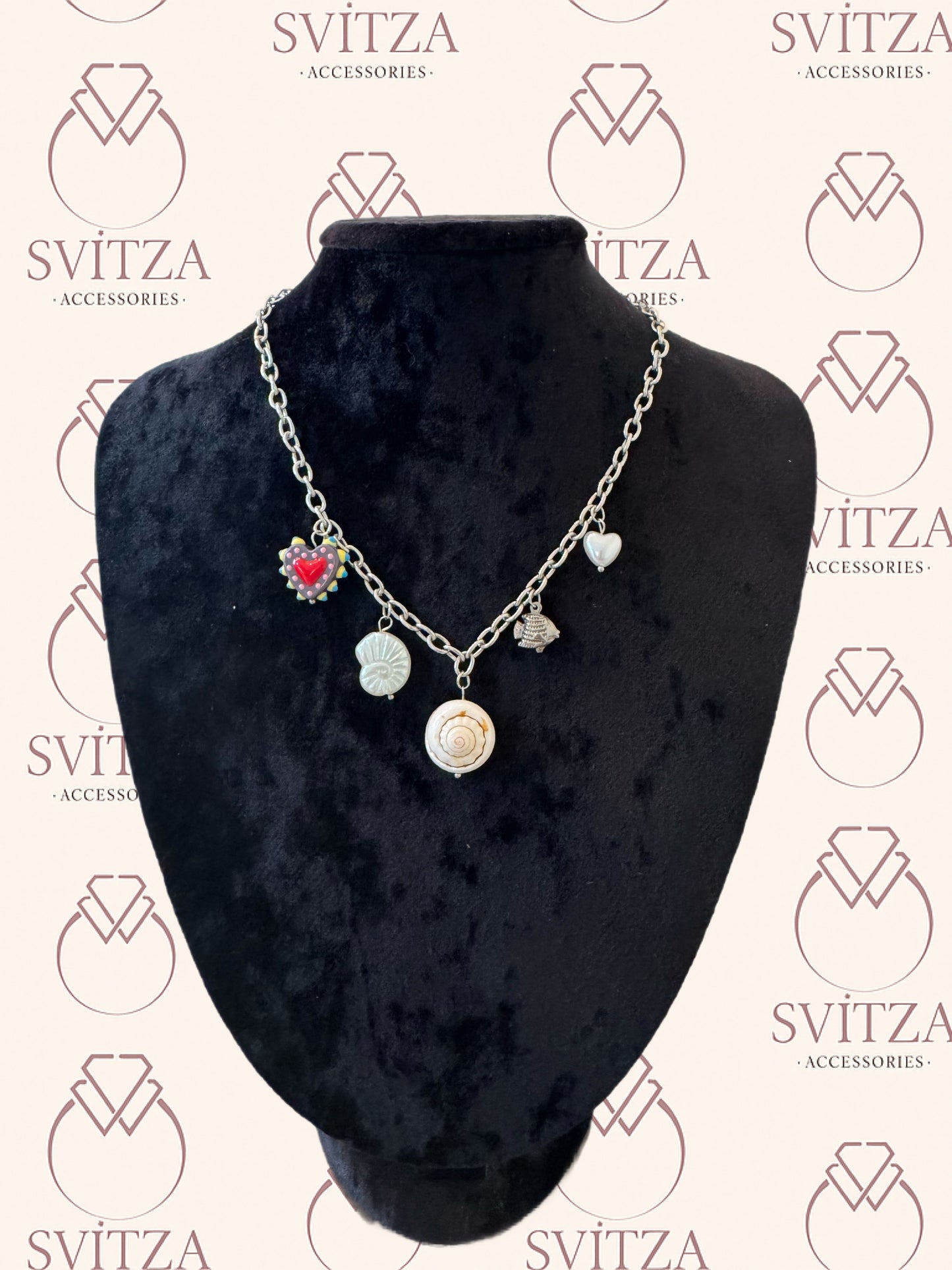Svitza Accessories - Deniz Kabuğu ve Kalp Figürlü Kolye, Şık ve Zarif Tasarım