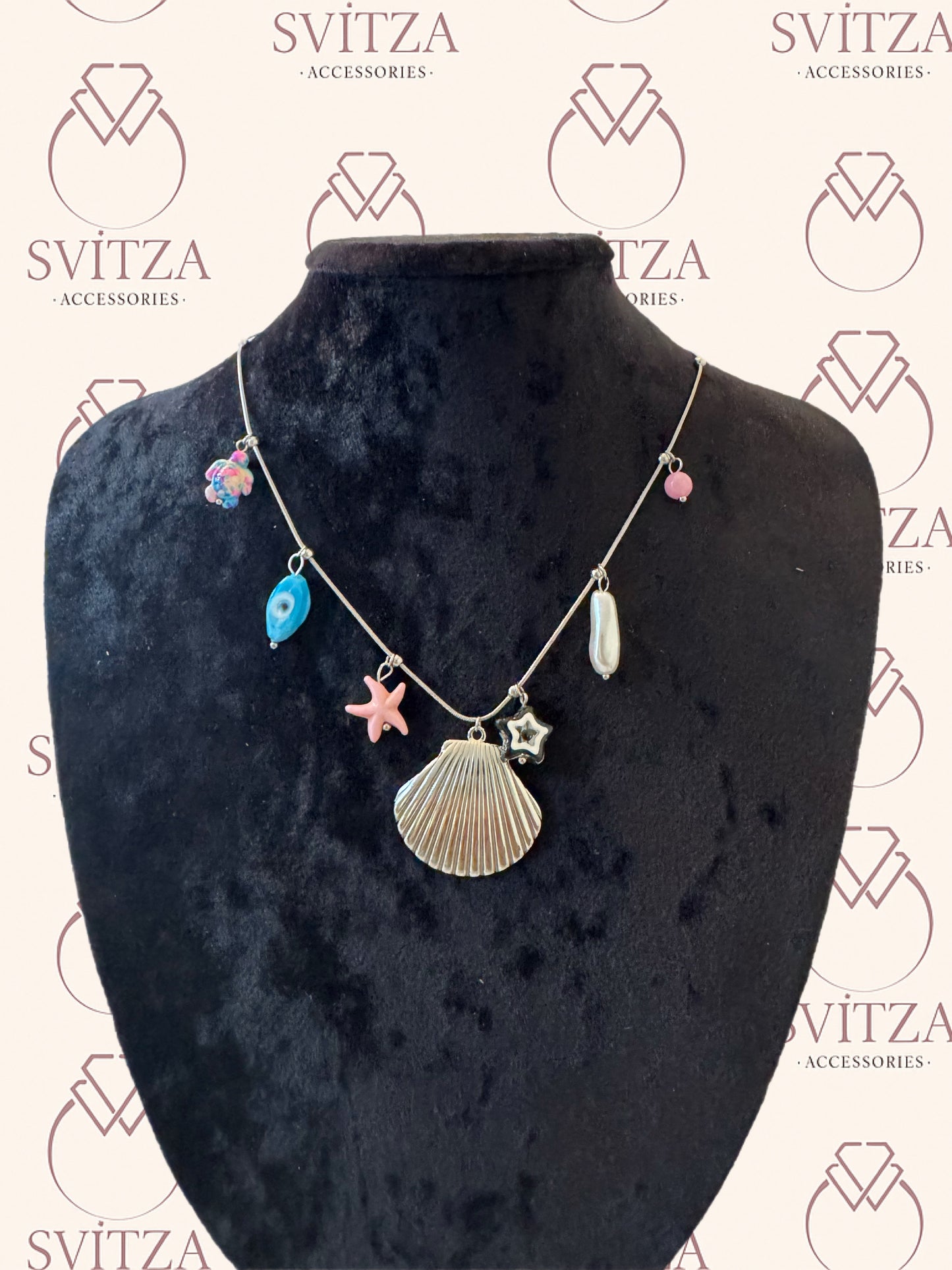 Svitza Accessories - Deniz Kabukları ve Renkli Figürlerle Şık Kolye