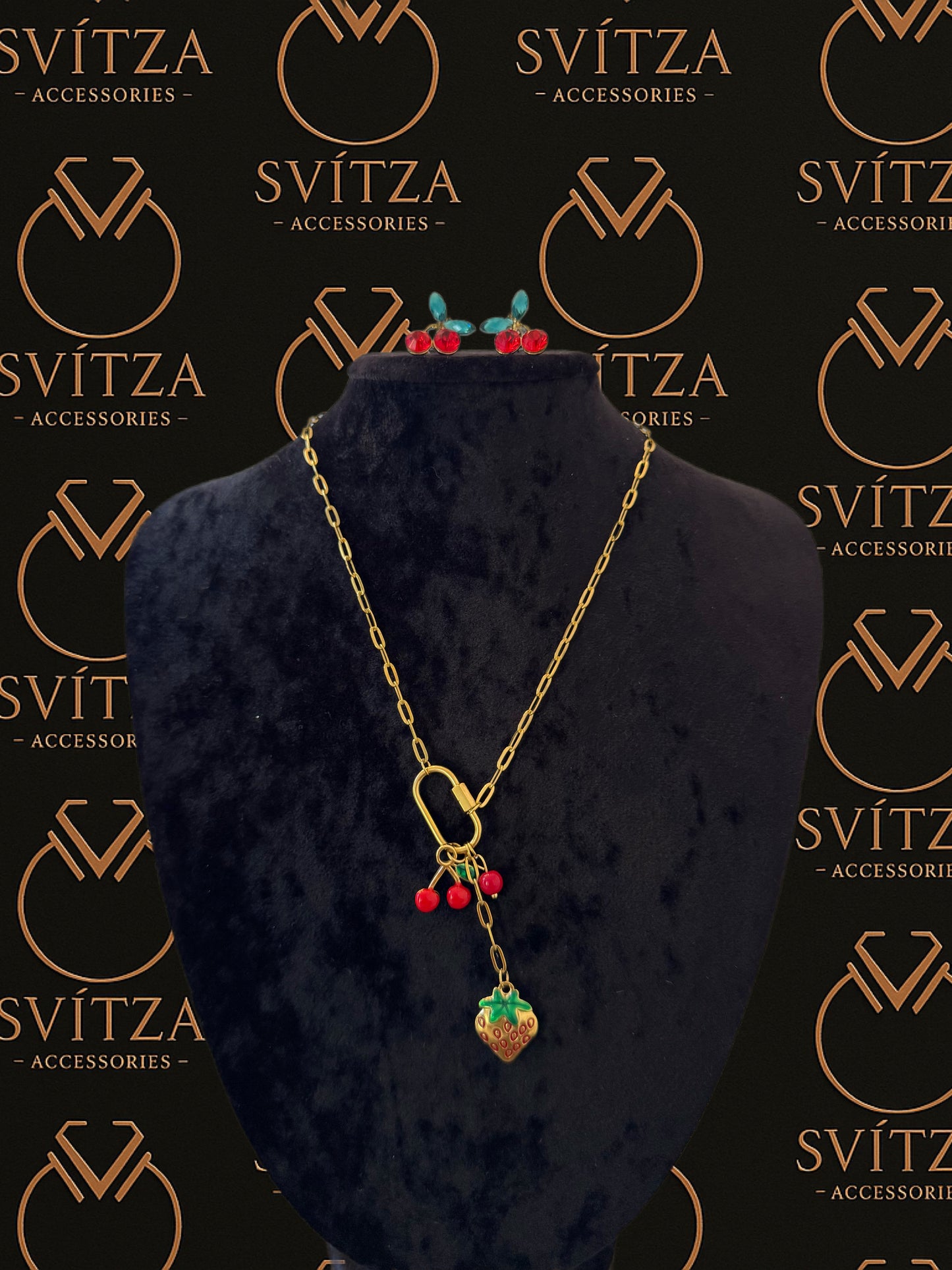 Svitza Accessories Altın Zincir Kolye – Çilek ve Kiraz Charmlı Yaz Takısı